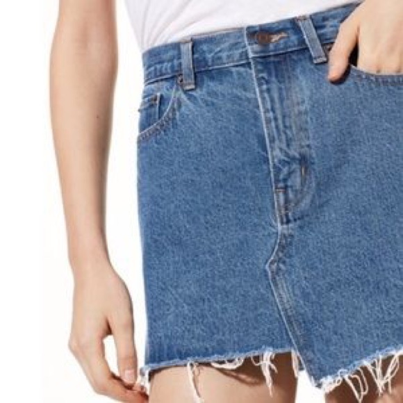 Aritzia Golden by TNA Testani Jean Skirt 0 - Picture 2 of 9